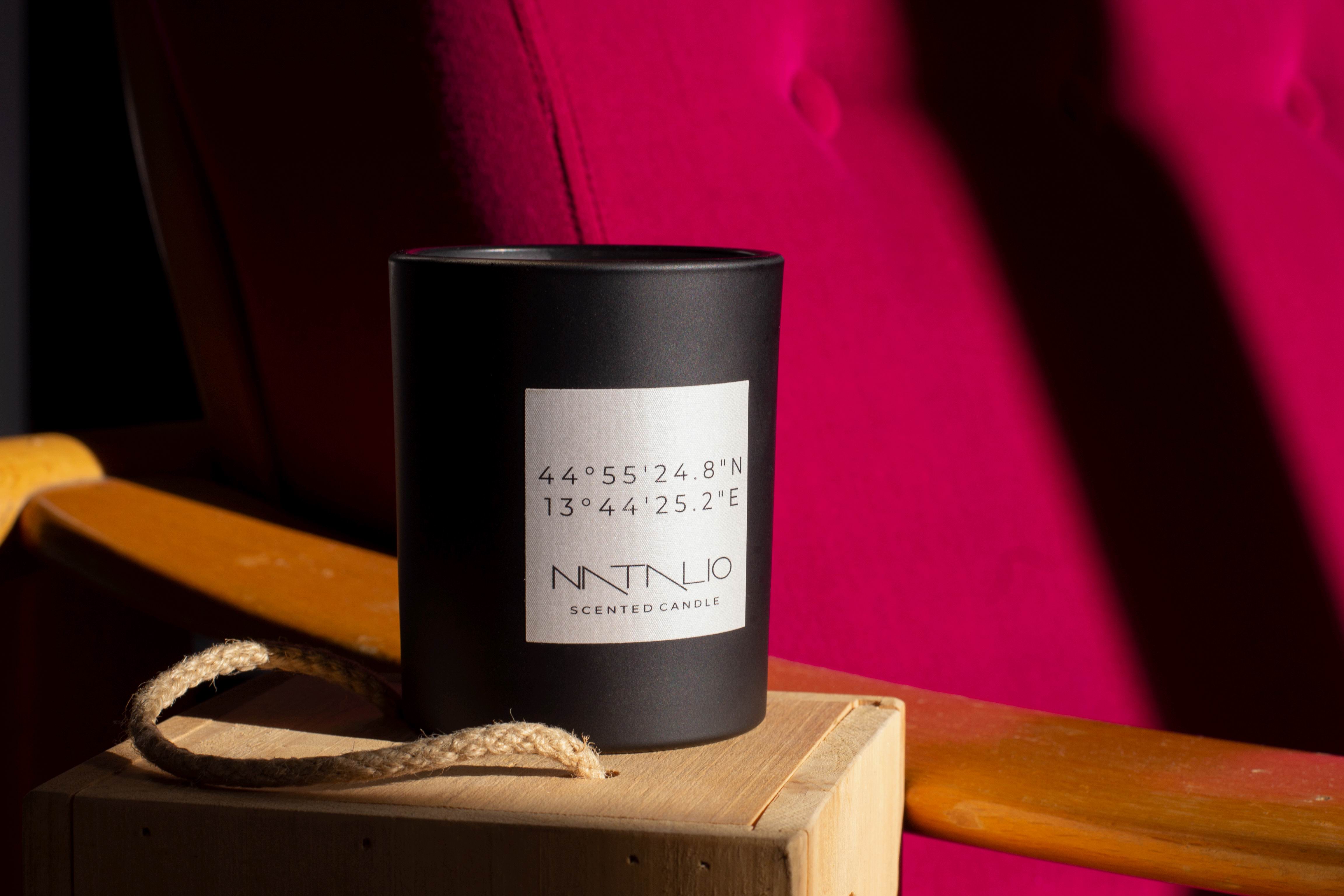 Svijeća s mirosom zavičaja po ideji Natalia                                                                                                                                                                                                               